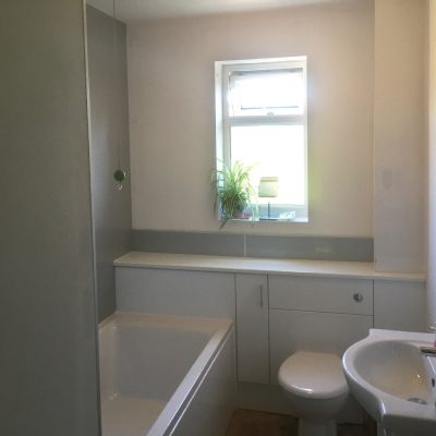clean-white-bathroom-installation